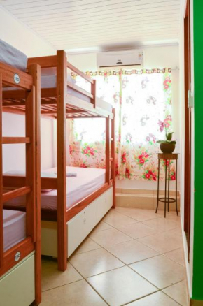 Beira Mar Hostel & Suítes, Vila Do Abraão